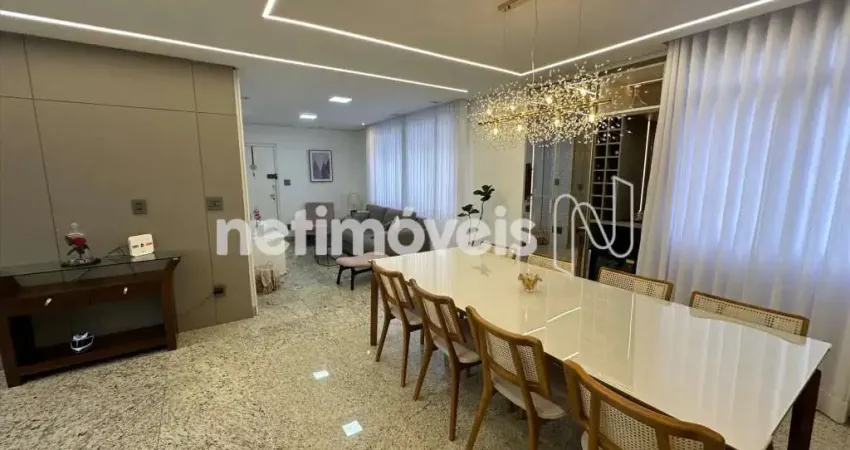 Apartamento à venda na Savassi com 130 m² e 3 dormitórios/quartos disponíveis.