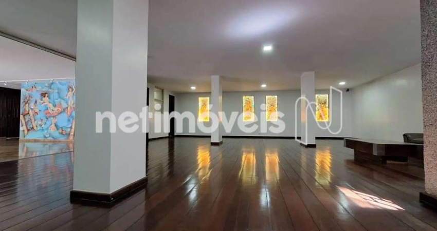 Apartamento à venda no bairro Cruzeiro com 137 m² e 4 dormitórios/quartos disponíveis.