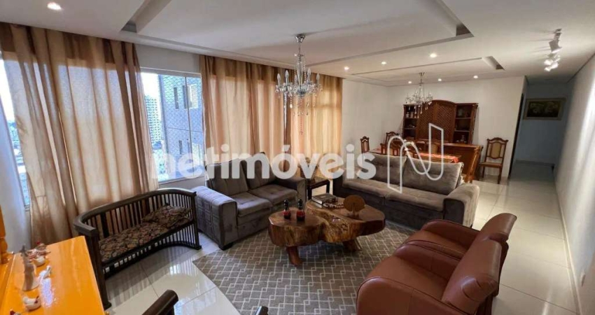Apartamento com 5 dormitórios no bairro Santo Antônio e 210 m² à venda