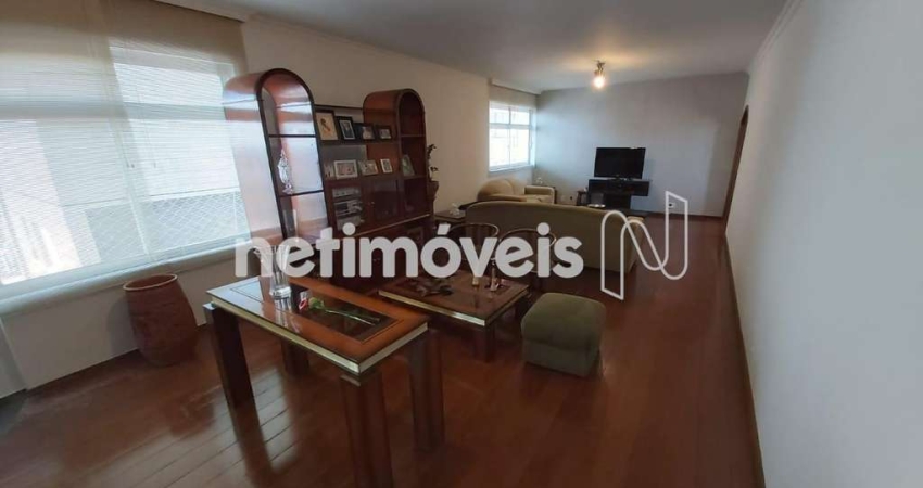Apartamento à venda no bairro Santo Antônio com 210 m² e 4 dormitórios/quartos