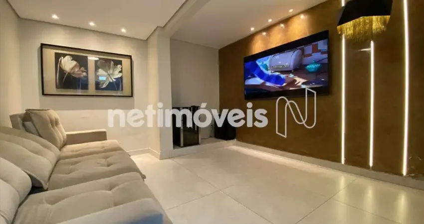 Apartamento à venda no bairro Santo Antônio com 195 m² e 3 dormitórios/quartos.
