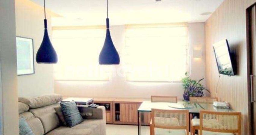 Apartamento à venda no bairro Santo Antônio com 80 m² e 2 dormitórios/quartos.