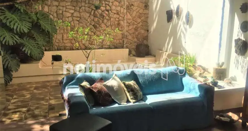 Apartamento à venda no bairro Santo Antônio com 150 m² de área útil.