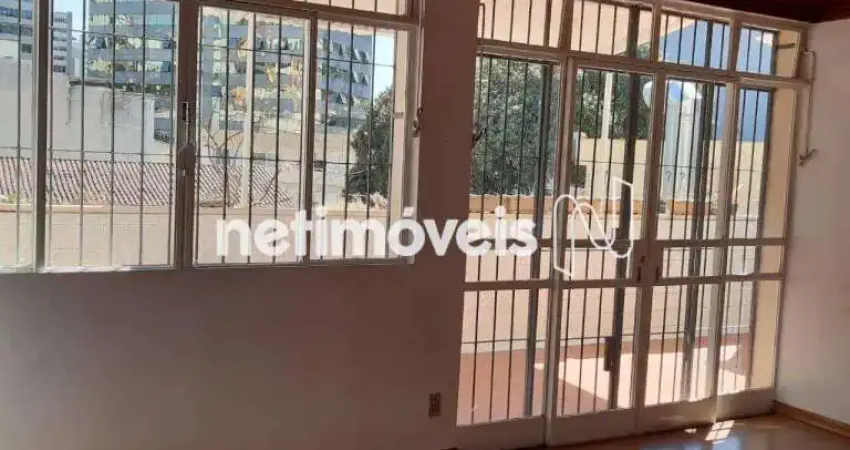 Apartamento à venda no bairro Serra com 95m² e 3 dormitórios/quartos disponíveis.