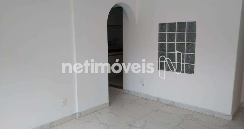 Apartamento à venda no bairro Sagrada Família com 97 m² e 3 dormitórios/quartos.