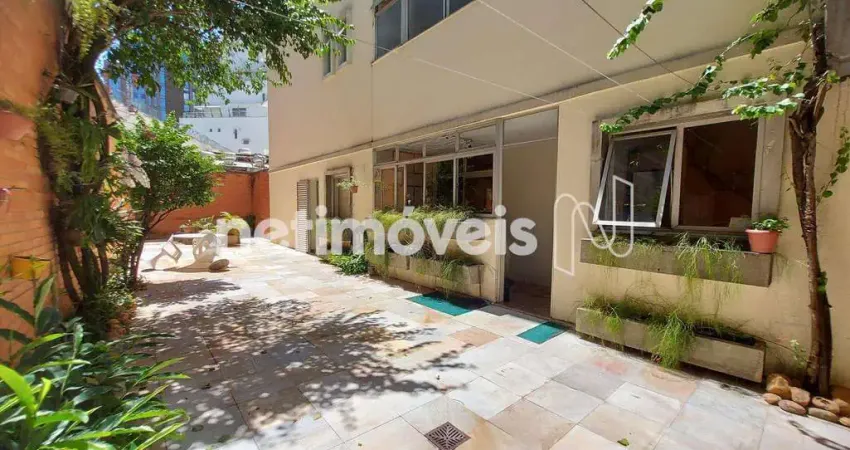 Apartamento à venda no bairro Lourdes com 300 m² e 4 dormitórios/quartos disponíveis!