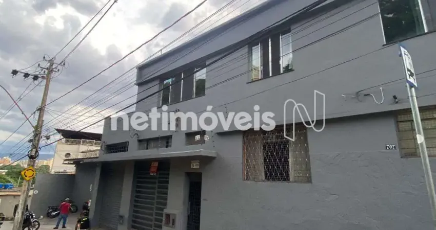 Casa residencial à venda no bairro Padre Eustáquio com 7 dormitórios/quartos e 230 m².