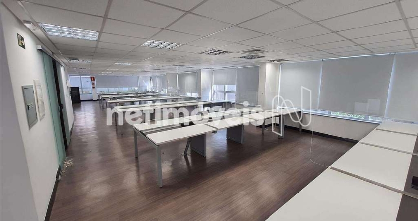 Loja disponível para venda/aluguel no bairro Santo Agostinho com 235 m² de área útil