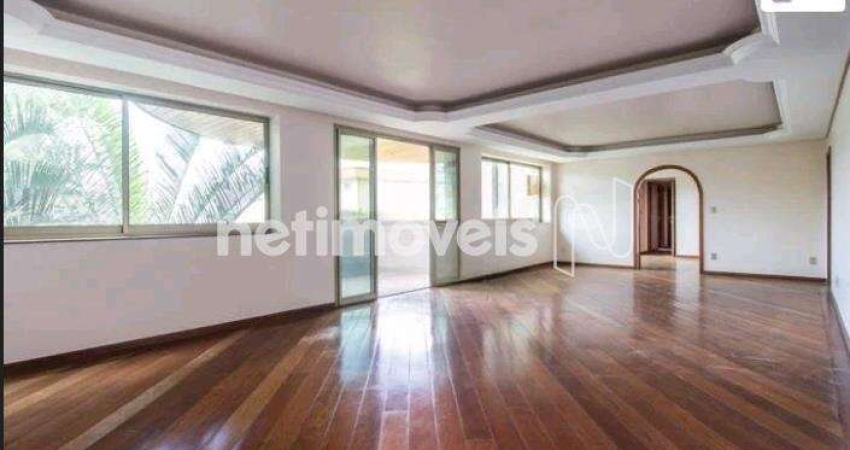 Apartamento à venda no bairro Carmo, 4 dormitórios/quartos e 238 m² de área útil.