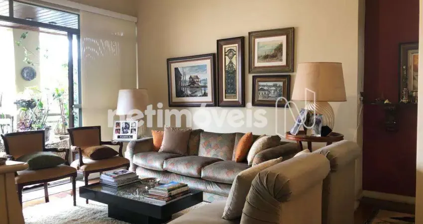 Apartamento à venda no bairro Serra com 4 dormitórios/quartos e 141 m² de área útil