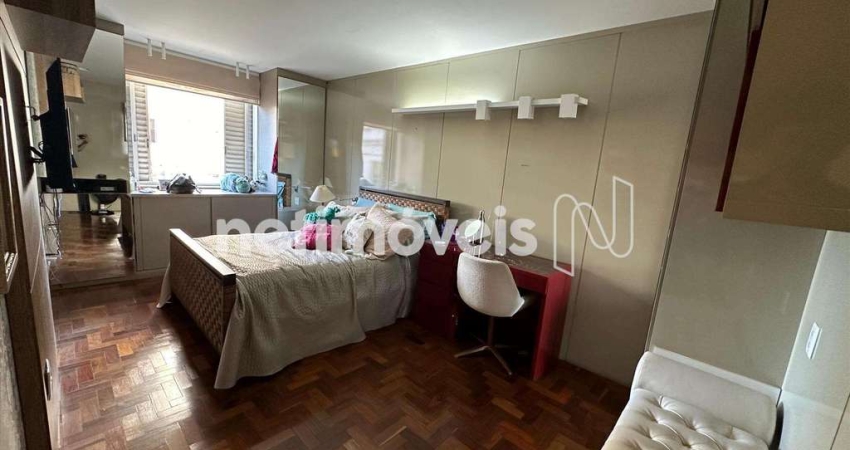 Ótimo apartamento à venda no bairro Santo Agostinho com 230m² e 4 dormitórios/quartos.