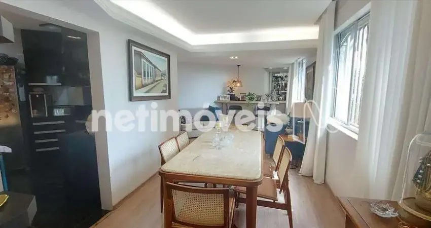 Apartamento à venda no bairro Serra com 102m² e 4 dormitórios/quartos disponíveis.