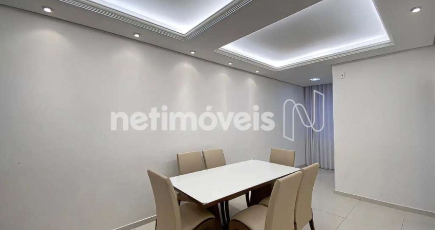 Apartamento à venda no Centro com 83m² e 2 dormitórios/quartos disponíveis.