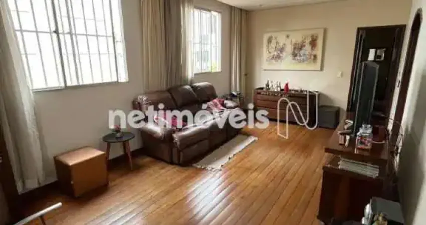 Apartamento à venda em Luxemburgo com 3 dormitórios e 147m² de área útil.