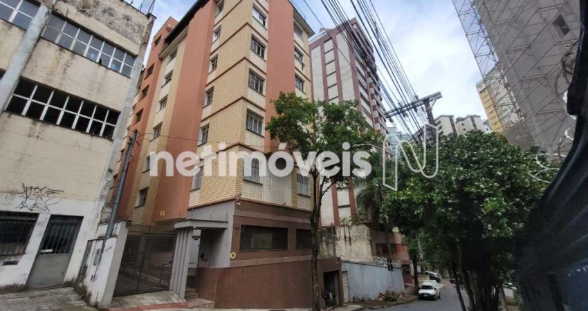 Apartamento à venda no bairro Sion com 120 m² e 4 dormitórios/quartos disponíveis.
