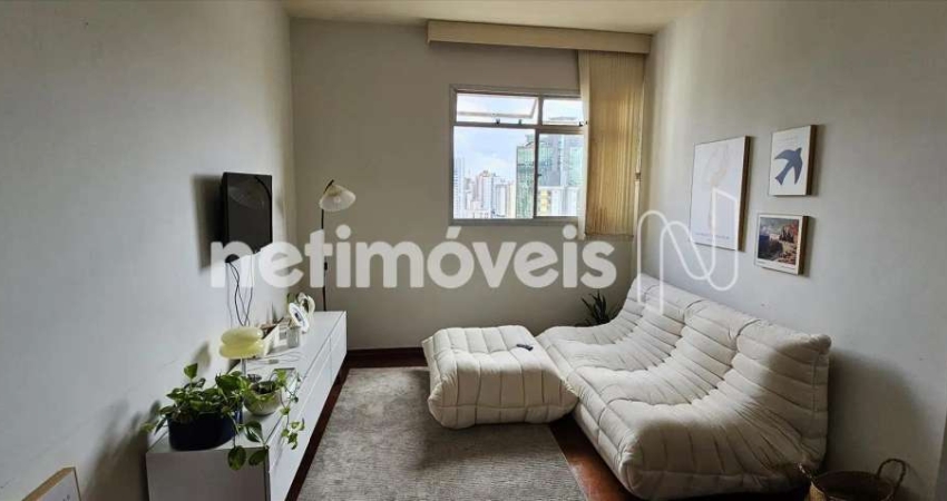 Apartamento à venda no bairro Funcionários com 55 m² e 1 dormitório/quarto.