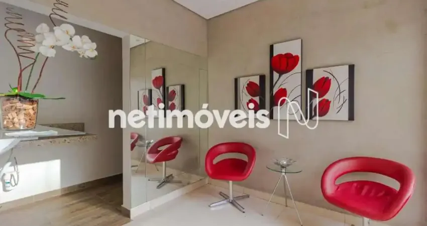 Apartamento à venda no bairro Sagrada Família com 3 dormitórios e 74 m² disponíveis.