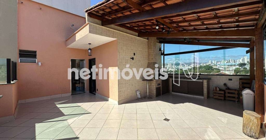 Apartamento cobertura à venda no bairro Padre Eustáquio com 130m² e 3 dormitórios/quartos.