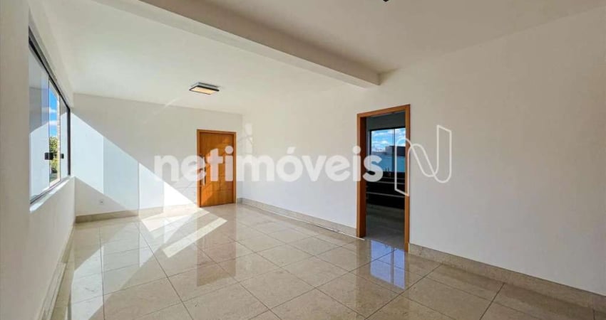Apartamento à venda no bairro Padre Eustáquio com 3 dormitórios e 108 m² de área útil
