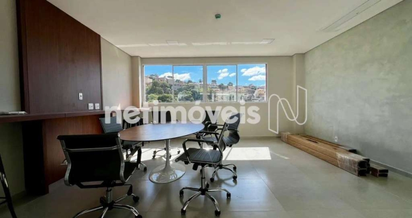 Apartamento à venda no bairro Buritis com 56 m² e 2 dormitórios/quartos disponíveis.