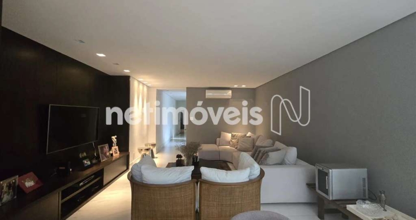 Apartamento à venda no bairro Funcionários com 4 dormitórios/quartos e 160 m²