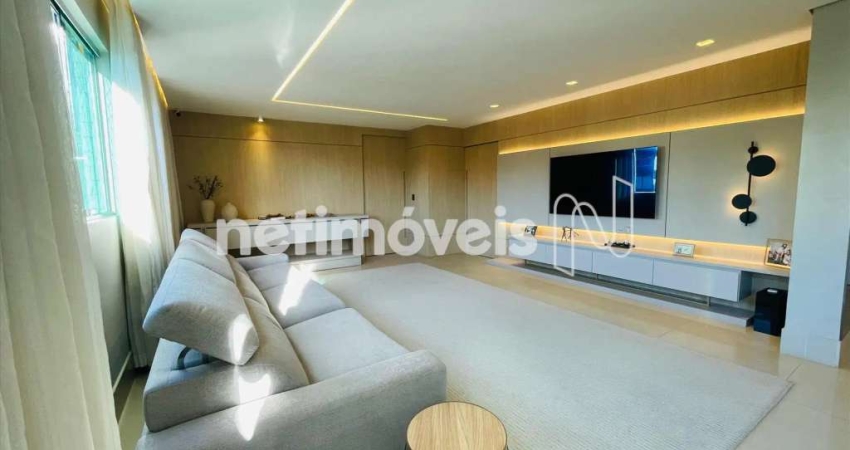 Apartamento à venda no Estoril com 185 m² e 5 dormitórios/quartos disponíveis.