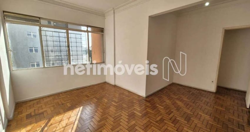 Apartamento à venda no Barro Preto com 90m² e 3 dormitórios/quartos disponíveis.