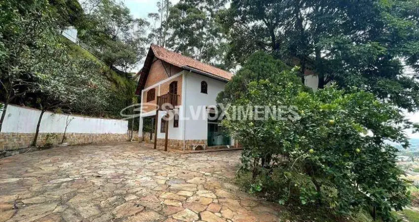 Casa com 4 quartos à venda na Rua Jornalista Djalma Andrade, Belvedere, Belo Horizonte