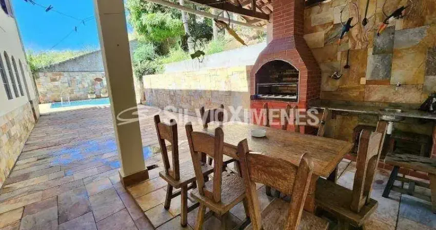Casa com 5 quartos à venda na Rua Planetóides, Santa Lúcia, Belo Horizonte