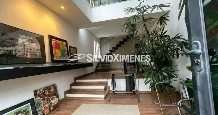 Casa com 2 quartos à venda na Rua Urâno, Santa Lúcia, Belo Horizonte