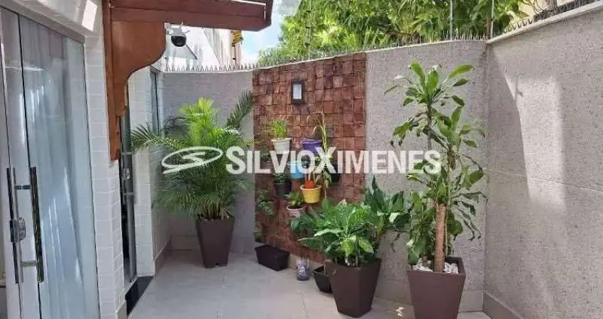 Área Privativa à venda com 177m², 3 quartos e 2 vagas