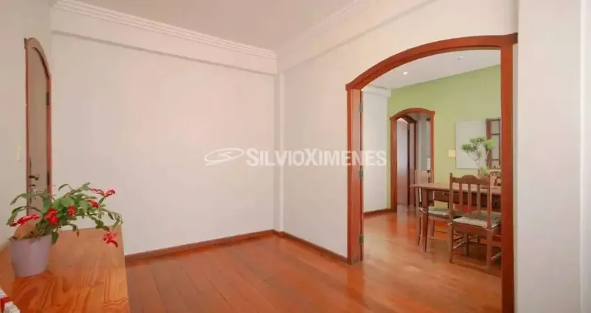 Cobertura para alugar com 180m², 3 quartos e 2 vagas