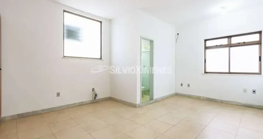 Casa com 4 quartos à venda na Rua Euclásio, Santa Efigênia, Belo Horizonte