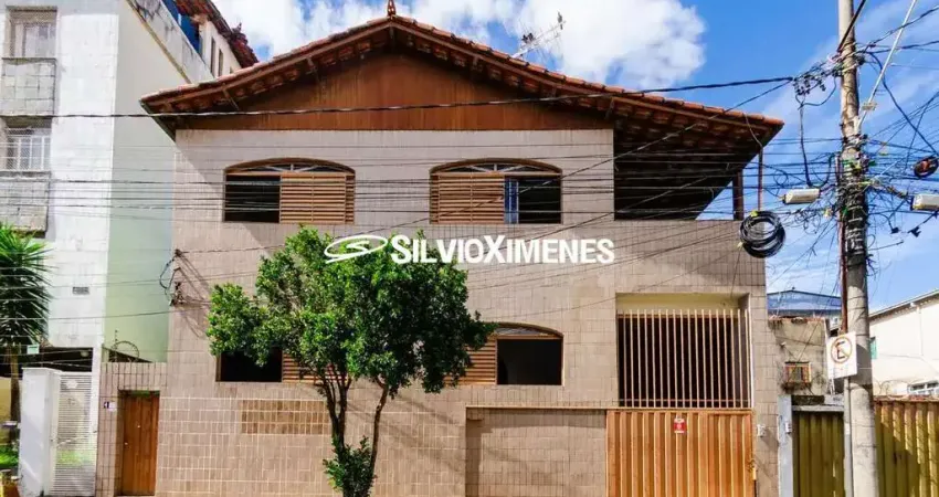 Residencial › Casa no Padre Eustáquio com 360,00 (M²), 5 quartos e 2 vagas para Venda