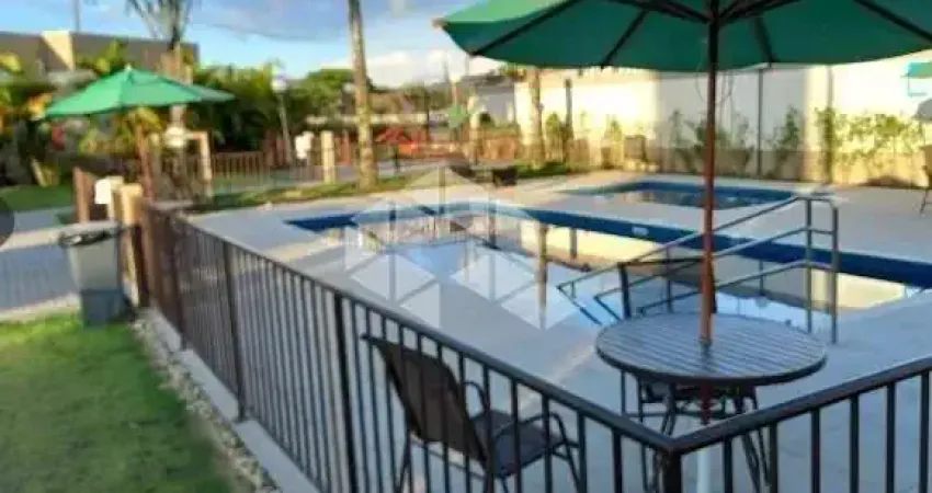 Apartamento de 2 quartos todo reformado no flores da costa, oportunidade!!