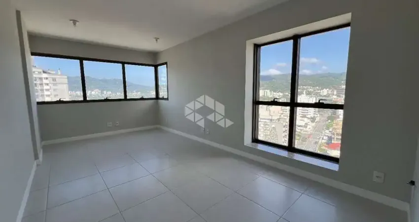 Sala comercial em andar alto no bairro trindade em florianópolis/sc