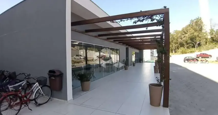 Apartamento com dois quartos e vista pro mar a 50 metros da praia- mobiliado