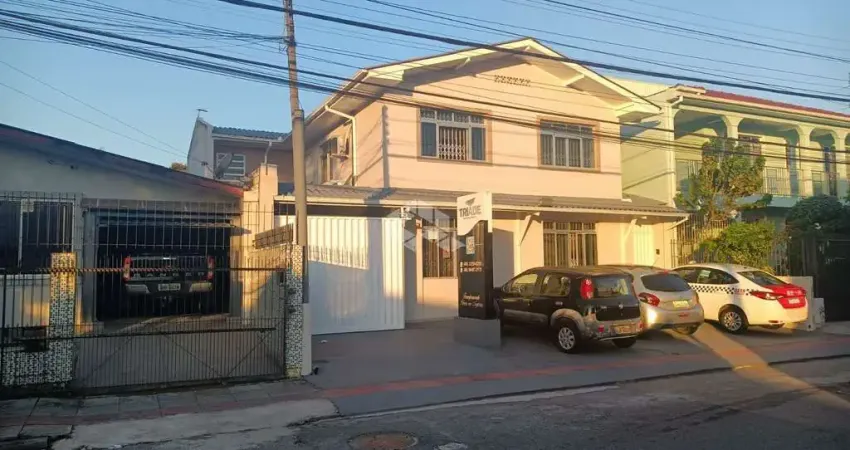 Casa comercial à venda na Rua Joaquim Carneiro, 361, Capoeiras, Florianópolis