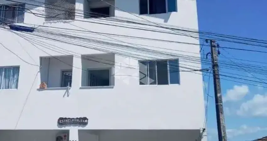 Prédio residencial localizado no bairro barreiros, em são josé, sc, com 07 apartamentos, 02 dormitórios cada e 07 vagas de garagem