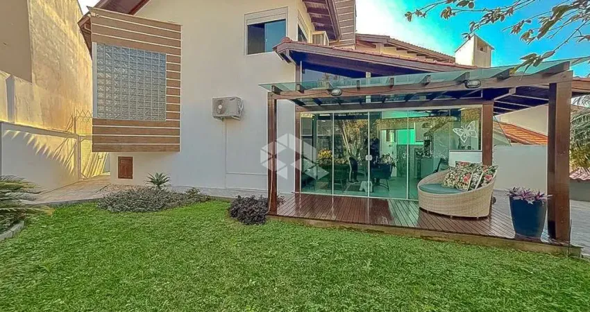 Casa com 3 dormitórios e suite no bom abrigo em florianópolis