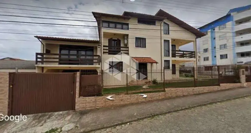 Casa  a venda 4 dormitórios / jardim atlantico em florianopolis
