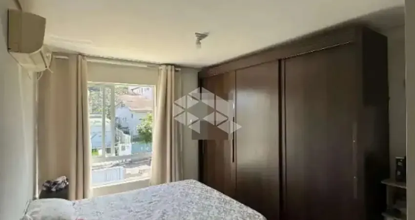 Casa em condomínio fechado com 2 quartos à venda na Rua Antônio Roggia, 45, Serraria, São José