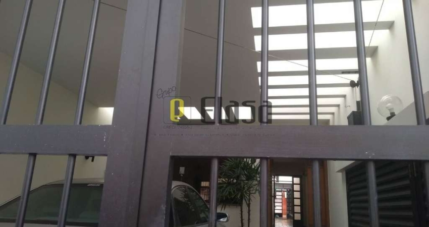 Sobrado comercial ,5 salas armários  ,3 banheiros , 2vagas , Chácara Sto António
