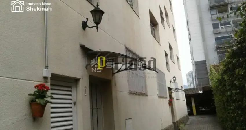 Apartamento metrô Brooklin :térreo ,2 dormitórios com suite ,sala , cozinha ,1 vaga
