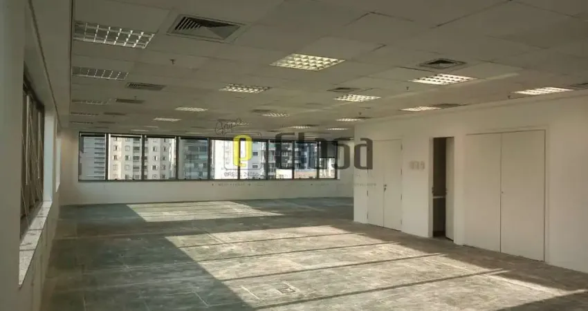 Casa comercial para alugar na Avenida Doutor Cardoso de Melo, 900, Vila Olímpia, São Paulo