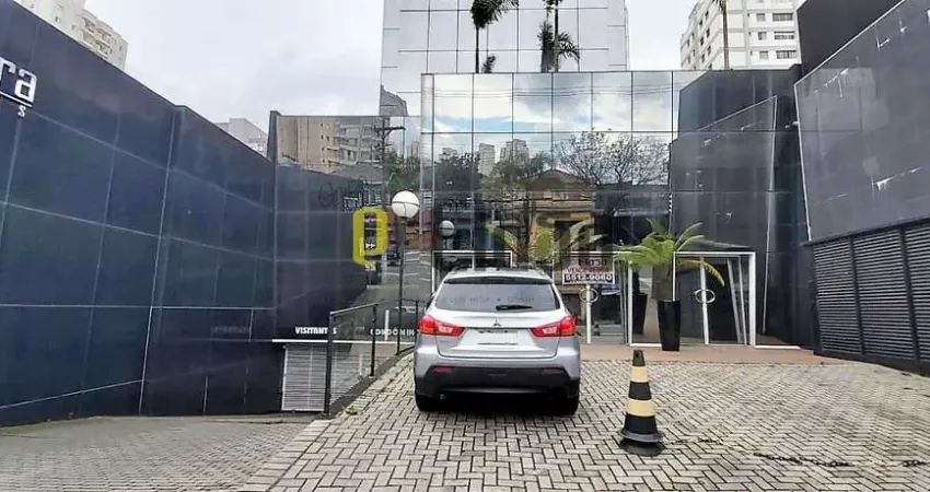 Casa comercial à venda na Vila Sofia, São Paulo