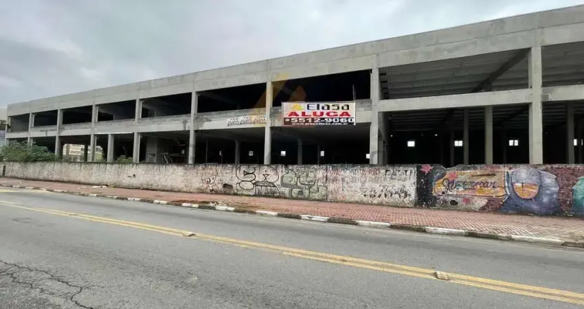 Casa comercial para alugar na Avenida Governador Jânio Quadros, 552, Parque Dourado, Ferraz de Vasconcelos