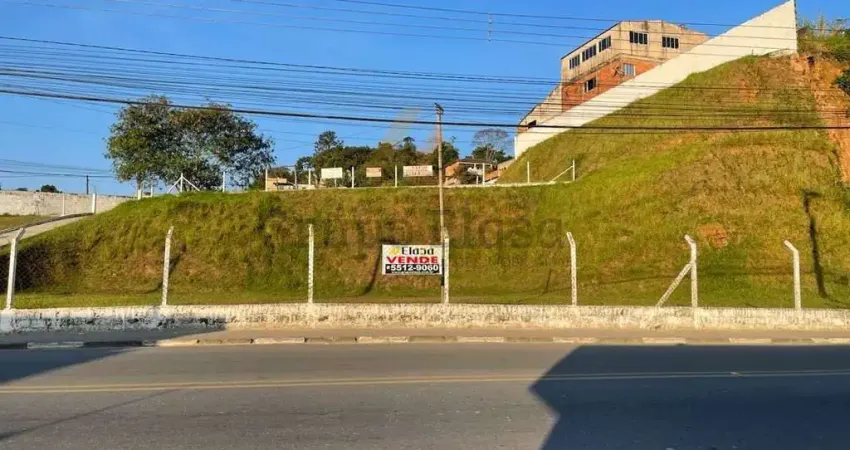 Oportunidade Única em Embu-Guaçu! Terreno Amplo com 3.300m²!