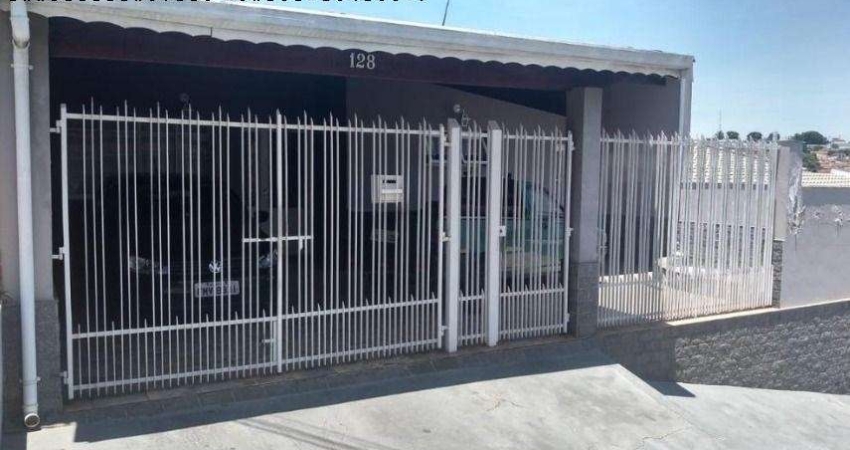 Casa para Venda em Bragança Paulista, JARDIM DAS LARANJEIRAS, 3 dormitórios, 1 suíte, 3 banheiros, 3 vagas