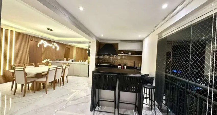 Apartamento à venda com 133m - 3 quartos(1 suíte) - 2 vagas - reformado